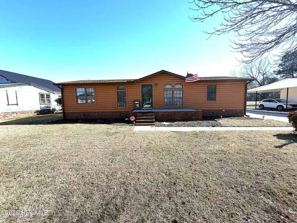 5005 Hunting Ridge Road NW, Wilson, NC 27896 — 3-bedroom manufactured home in Windemere, Wilson, NC, photo 1 of 23: IMG_0747