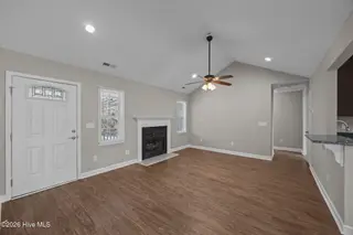 136 Leonard Drive, New Bern, NC 28560 – photo 5: 5-web-or-mls-0C0A1240