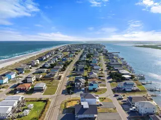 1402 S Anderson Boulevard, Topsail Beach, NC 28445 – photo 3