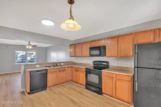 1007 Banister Loop, Jacksonville, NC 28546 – photo 7: IMG_1060