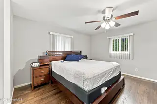 1700 Crescent Drive, Elizabeth City, NC 27909 – photo 23: Primary Bedroom
