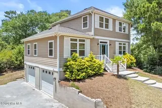 9804 Heath Place, Emerald Isle, NC 28594 – photo 3: House - Side (A)