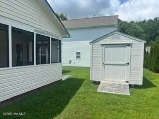 307 Louisia Mae Way, New Bern, NC 28560 – photo 4: IMG_9655
