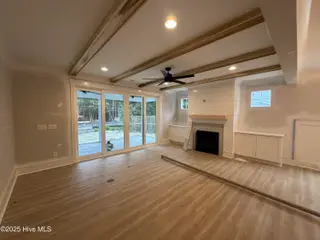 8136 Saltcedar Drive, Wilmington, NC 28411 – photo 4: Great Room