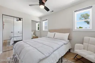 312 Channel Drive B, Emerald Isle, NC 28594 – photo 19: bedroom