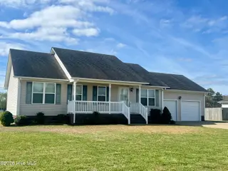 1007 Tanners Court, Elizabeth City, NC 27909 — 3-bedroom home in Perkins Estates, Elizabeth City, NC, photo 2 of 3: IMG_8180
