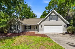 122 Pond View Circle, Hampstead, NC 28443 – photo 1