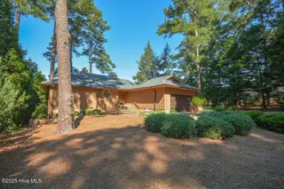 90 Lakewood Drive, Pinehurst, NC 28374 – photo 6: 90LakewoodDr-009