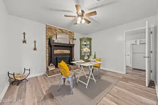 602 Shamrock Drive, Jacksonville, NC 28540 – photo 9: 24-web-or-mls-602 Shamrock Dr. 54
