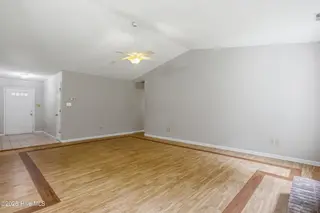 207 Forest Oaks Drive, New Bern, NC 28562 – photo 14: 18_img_2161