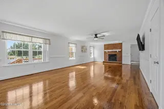 819 Badger Circle, Greenville, NC 27834 — 3-bedroom home in Northwoods, Greenville, NC, photo 11 of 62: 21-web-or-mls-IMG_0009