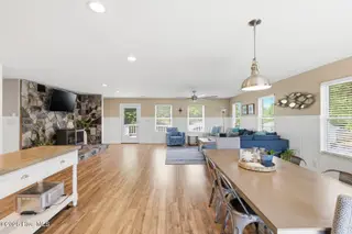 710 Hughes Road, Hampstead, NC 28443 – photo 11: 015_710_hughes_road-14_343