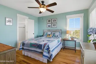 1254 Ocean Boulevard W, Holden Beach, NC 28462 — 5-bedroom home in Holden Beach West, Holden Beach, NC, photo 22 of 66: 26_bedroom 4-1