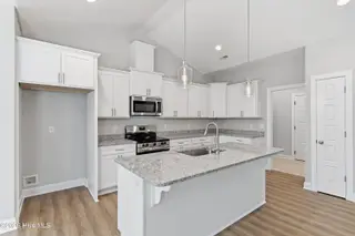 13 N High Point Road, Southport, NC 28461 — 3-bedroom home in Boiling Spring Lakes, Southport, NC, photo 17 of 60