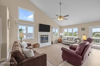 7403 Archers Creek Court, Emerald Isle, NC 28594 – photo 4: 23-web-or-mls-1S3A0157