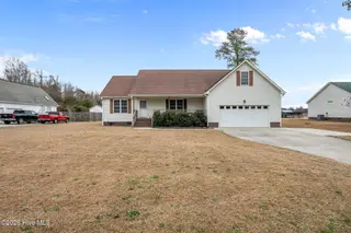 224 Stony Branch Road, New Bern, NC 28562 — 3-bedroom home in Beaver Dam, New Bern, NC, photo 3 of 38: 4-web-or-mls-DSC_1871