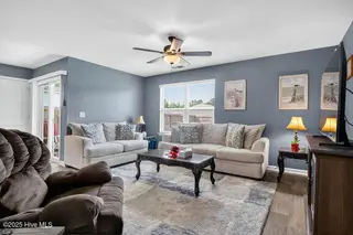 673 Chester Way NE, Leland, NC 28451 — 3-bedroom home in SeaBrooke, Leland, NC, photo 9 of 50