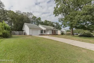 153 Raintree Circle, Jacksonville, NC 28540 – photo 3: 3FRONT