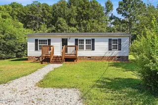 213 SE Railroad Street, Whitakers, NC 27891 — 3-bedroom manufactured home, Whitakers, NC, photo 1 of 26: IMG_8086