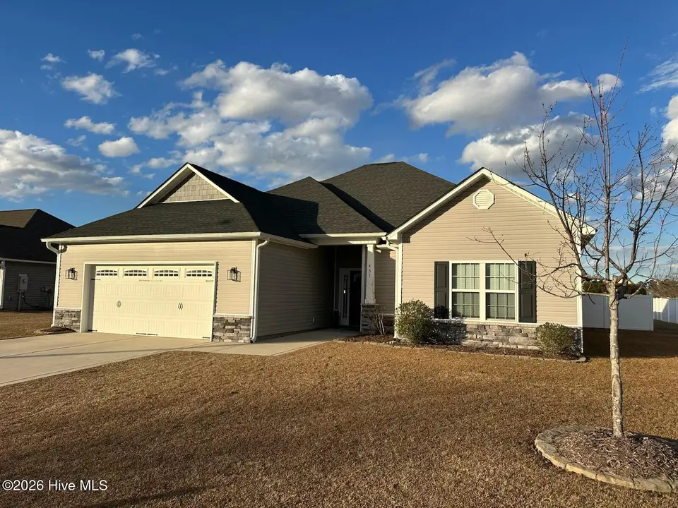 457 Meadowlark Drive, Winterville, NC 28590 – photo 1 of 17: Primary Photo