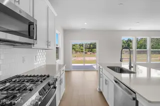 4530 Abberley Way 112, Leland, NC 28451 – photo 8: Kitchen