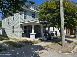 608 Arendell Street, Morehead City, NC 28557 – photo 2: Front Left