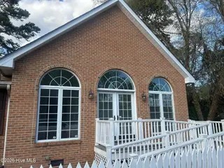 1514 Crescent Drive, Elizabeth City, NC 27909 – photo 4: Sunroom Entry