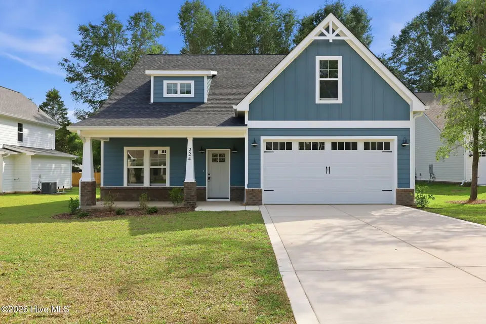 224 Telluride Court, Aberdeen, NC 28315 – photo 1 of 17: 224 Telluride