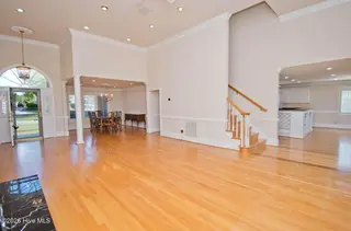 101 Lookout Ridge, Cedar Point, NC 28584 – photo 5: living room