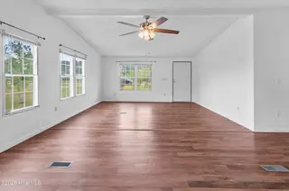 101 Aberdeen Lane, Jacksonville, NC 28540 – photo 11: 18_dsc_1748
