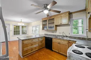 307 Mckenzie Street, Whiteville, NC 28472 – photo 10: 8-web-or-mls-CAMMediaLLC.com (12 of 28)
