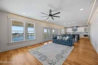 208 Radio Island Road, Morehead City, NC 28557 — 4-bedroom home in Tide Lines, Morehead City, NC, photo 20 of 62: 46-web-or-mls-208 Radio Island 088