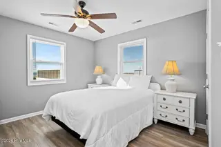 2005 Ocean Drive, Emerald Isle, NC 28594 – photo 16: IMG_4433
