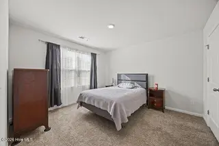238 Poppleton Drive, Hampstead, NC 28443 – photo 7: m_7_bedroom