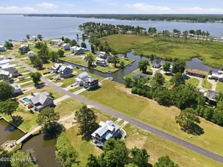 106 31 Whichard Lane, Chocowinity, NC 27817 – photo 14: 14-web-or-mls-DJI_20260520111754_0023_D
