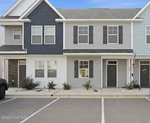 208 Sandy Cove Ln, Sneads Ferry