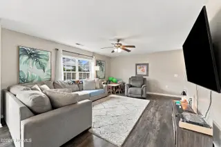 414 Frida Road, New Bern, NC 28560 – photo 19: Living Room
