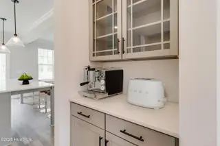 30 Foundry Drive, Wilmington, NC 28411 – photo 10: Butlers Pantry