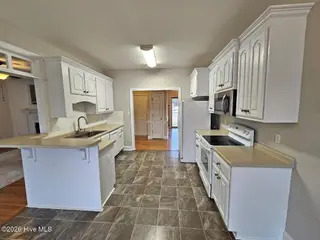 7 Edgewater Drive, Smithfield, NC 27577 – photo 11: 20260123_161231