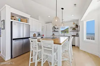 7321 Ocean Drive, Emerald Isle, NC 28594 – photo 20: 34-web-or-mls-IMG_9417-Edited