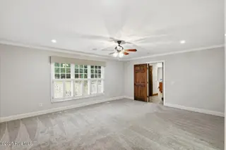 575 S Valley Road, Southern Pines, NC 28387 — 4-bedroom home in Golfcrest, Southern Pines, NC, photo 18 of 50
