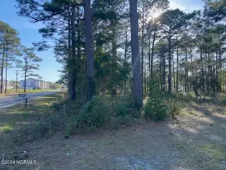 80 Pinewood Drive, Carolina Shores, NC 28467 – photo 8: 03