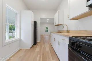 316 E Walter Street, Whiteville, NC 28472 – photo 17: Kitchen