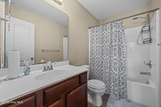 307 Glen Cannon Drive, Jacksonville, NC 28546 – photo 13: 13-web-or-mls-307 Glen Cannon Dr. 15