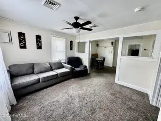 616 Cardwell Street, Elizabeth City, NC 27909 – photo 3: Living area