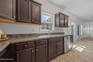 151 Cavalier Drive, Jacksonville, NC 28546 – photo 11: 10-web-or-mls-151 Cavalier Dr. 18