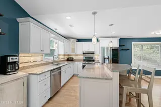 102 Sandpiper Lane, Indian Beach, NC 28512 – photo 7: Kitchen
