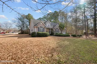 118 Tupelo Trail, New Bern, NC 28562 – photo 2: CORNER LOT