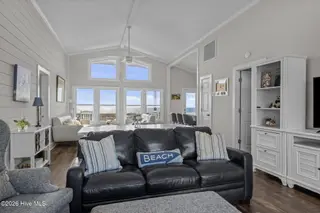2307 Ocean Drive, Emerald Isle, NC 28594 – photo 18: 19-web-or-mls-1S3A3121