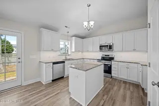 2301 Rhinestone Drive, Winterville, NC 28590 – photo 18: 18-web-or-mls-BLS_0024